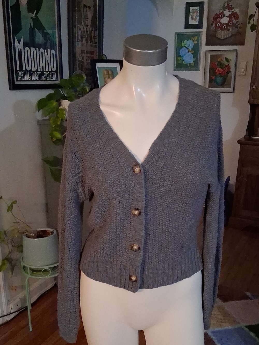 dip Gray V-Neck Button Cardigan